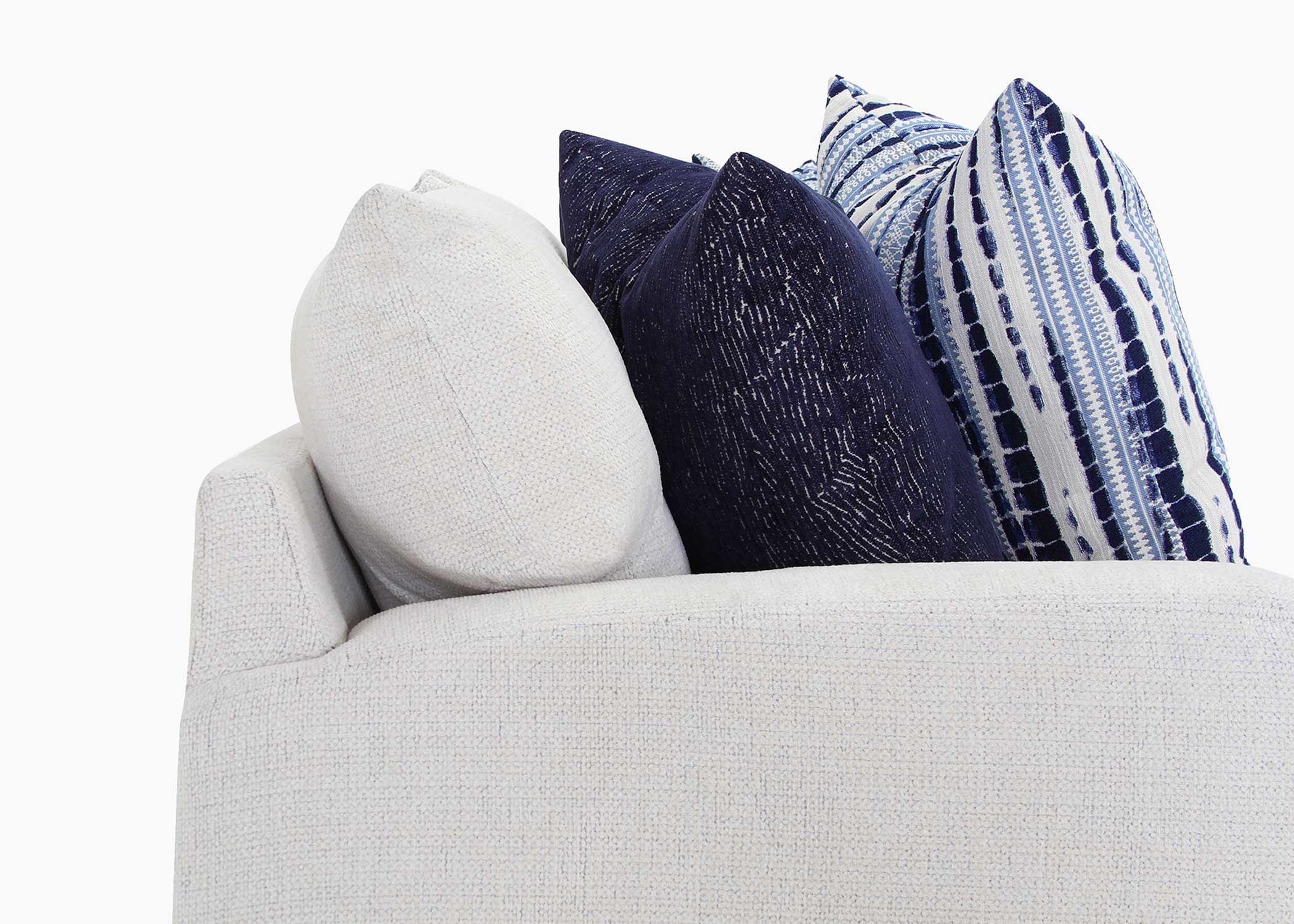 903 Hollyn Sectional – Franklin Corporation